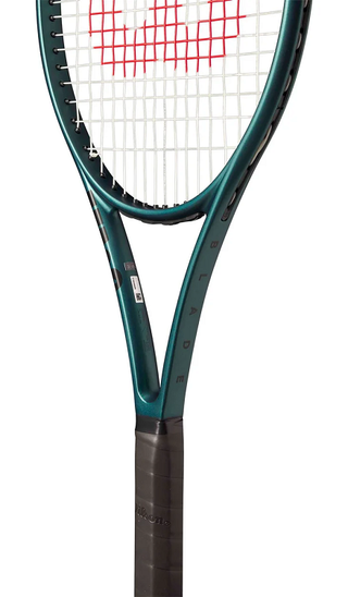 Wilson Blade 101L V9 Tennis Racket - Strung - 2024